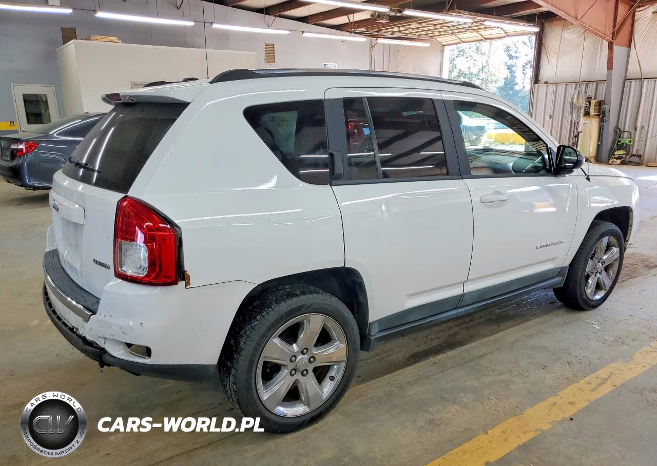2022 Jeep Compass Limited VIN:1J4NF5FB3BD277869 - 3