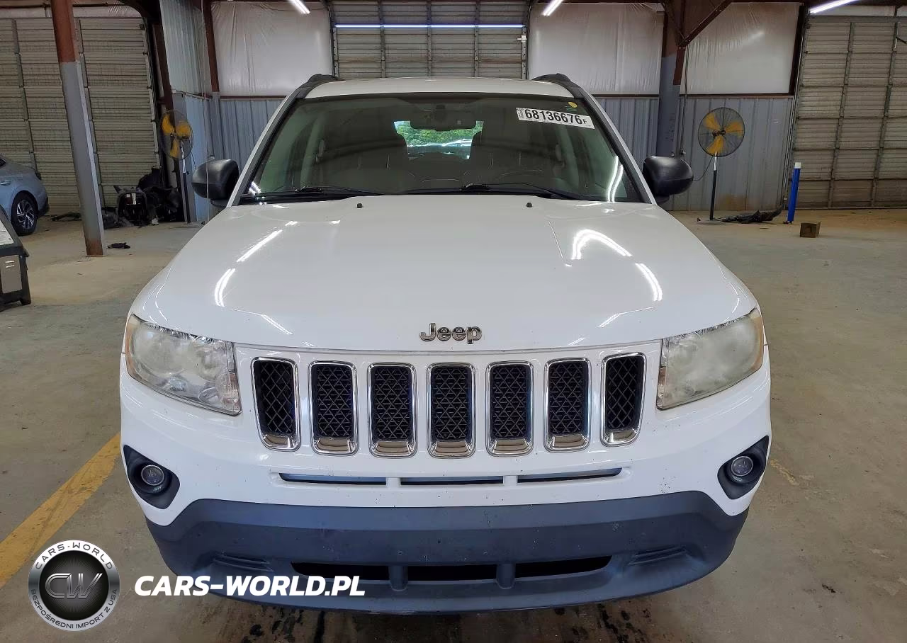 2022 Jeep Compass Limited VIN:1J4NF5FB3BD277869 - 5