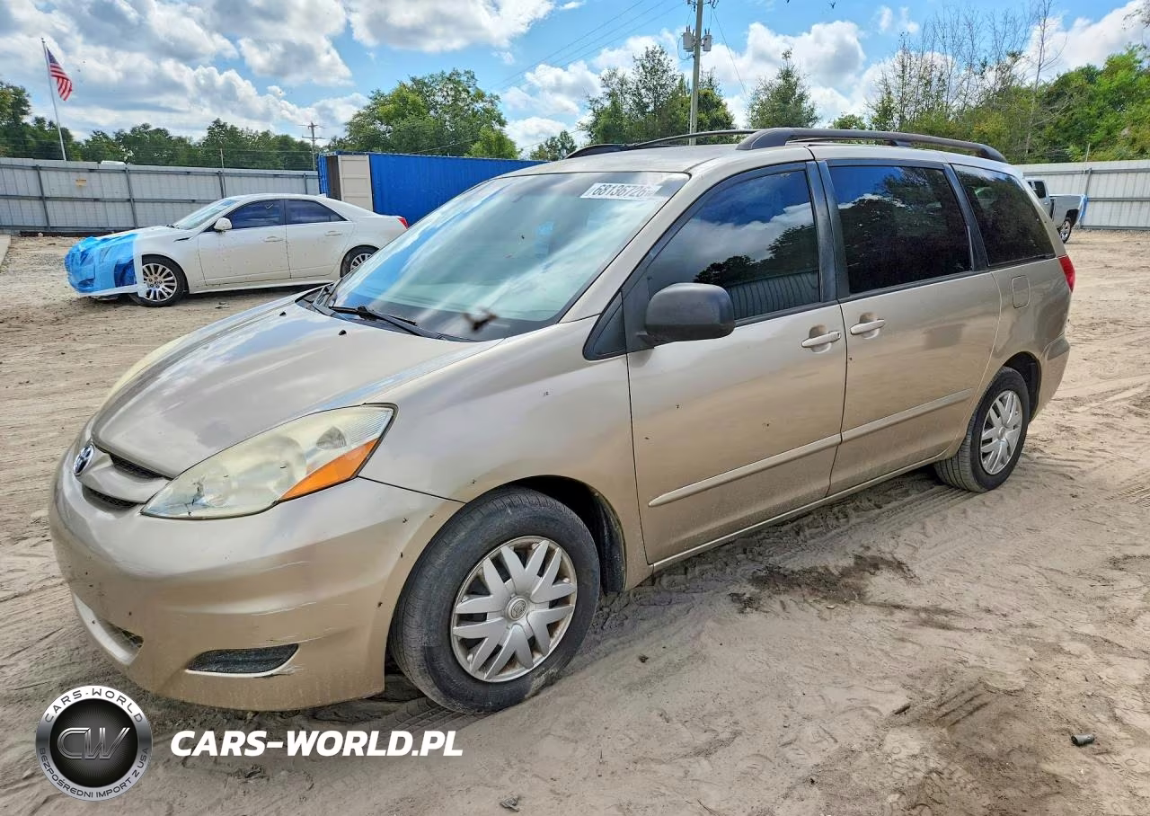 2009 Toyota Sienna Le 8-Passenger
