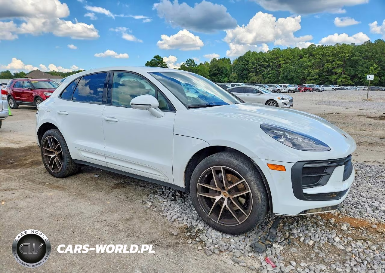 2023 Porsche Macan Base VIN:WP1AA2A58PLB04363 - 4