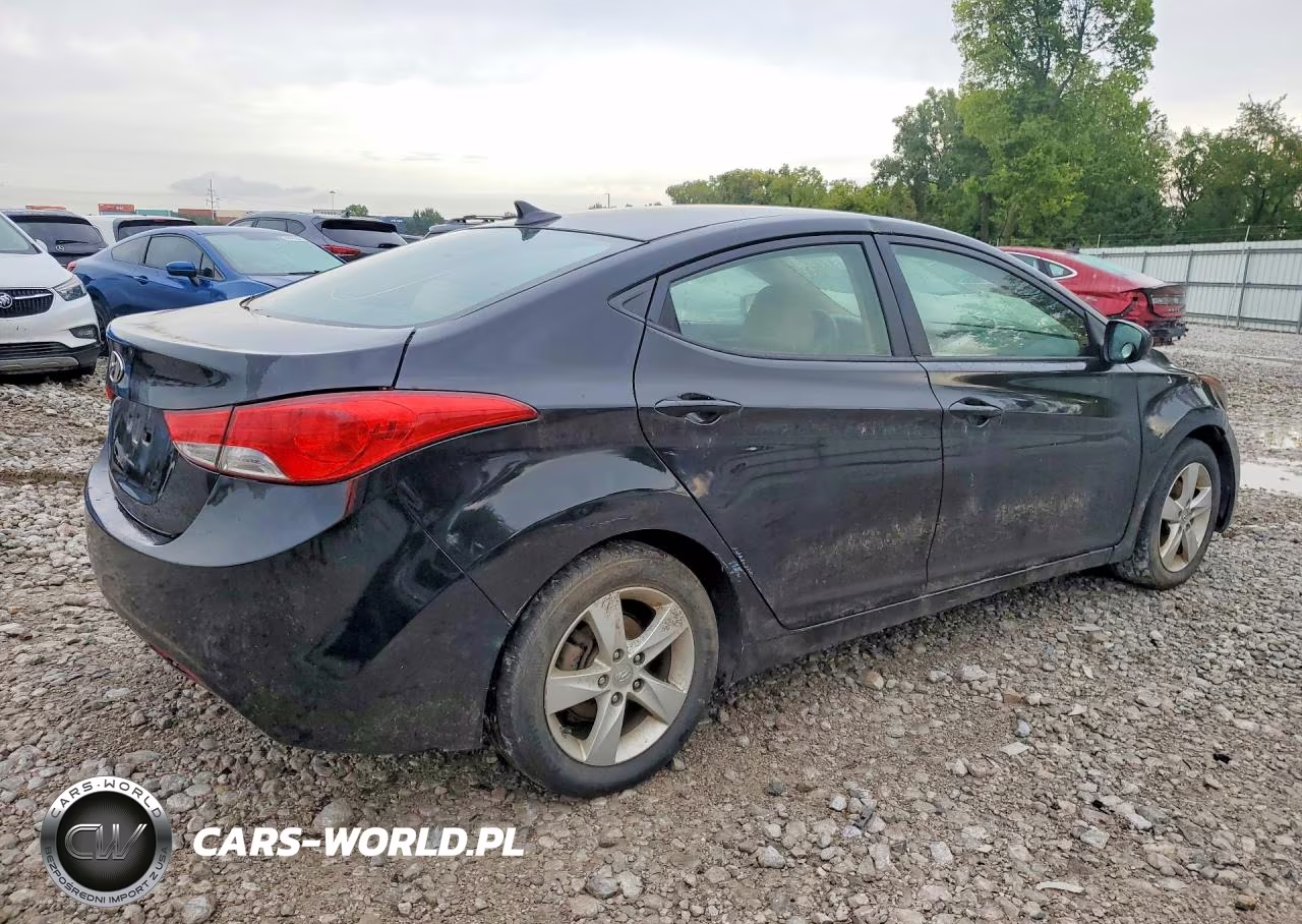 2012 Hyundai Elantra Gls VIN:5NPDH4AE6CH092475 - 3