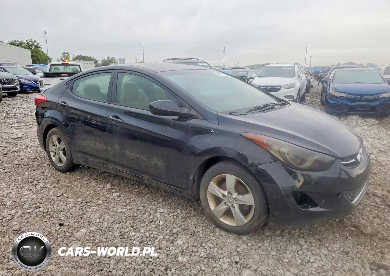 2012 Hyundai Elantra Gls VIN:5NPDH4AE6CH092475 - 4