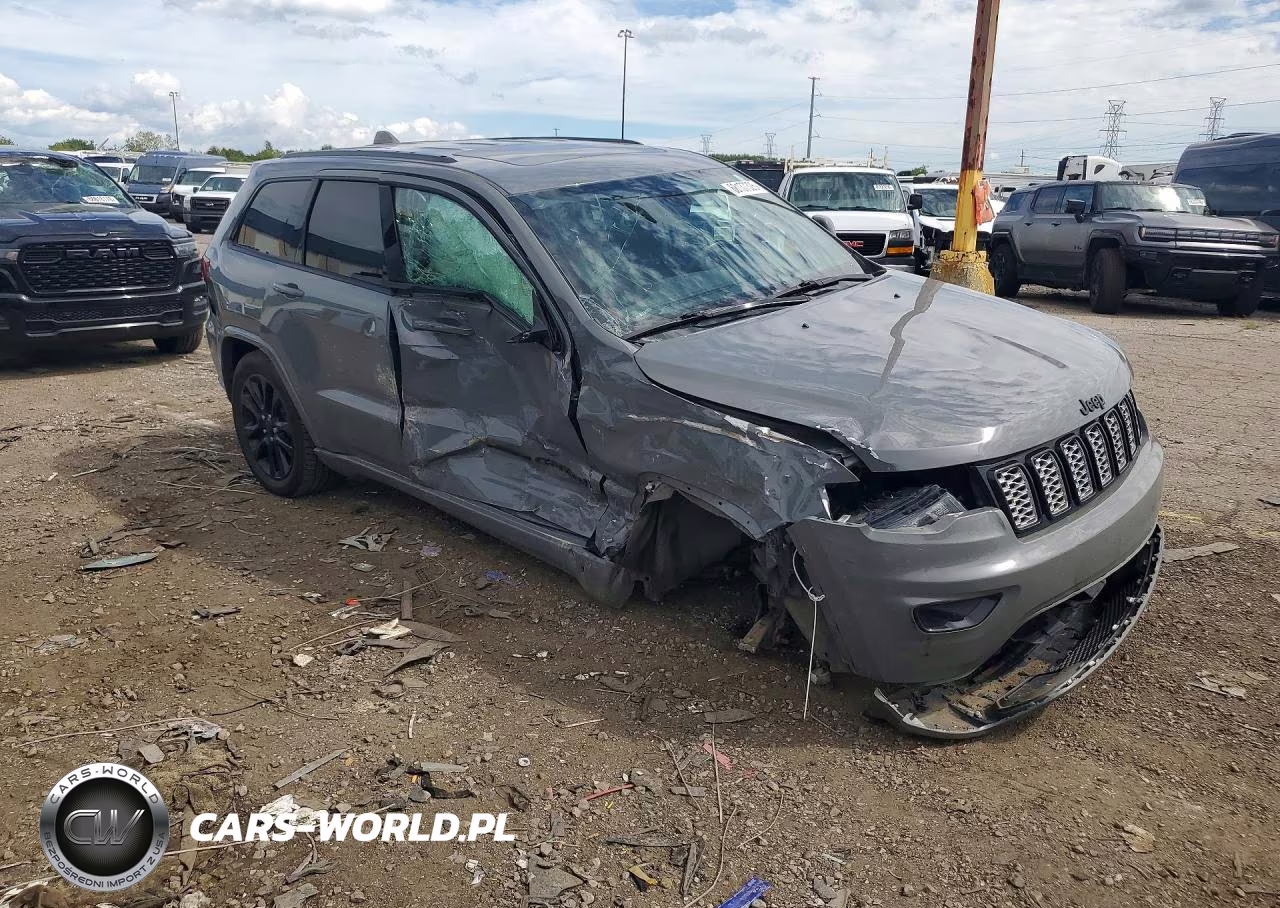 2019 Jeep Grand Cherokee Laredo VIN:1C4RJFAG6KC609825 - 4