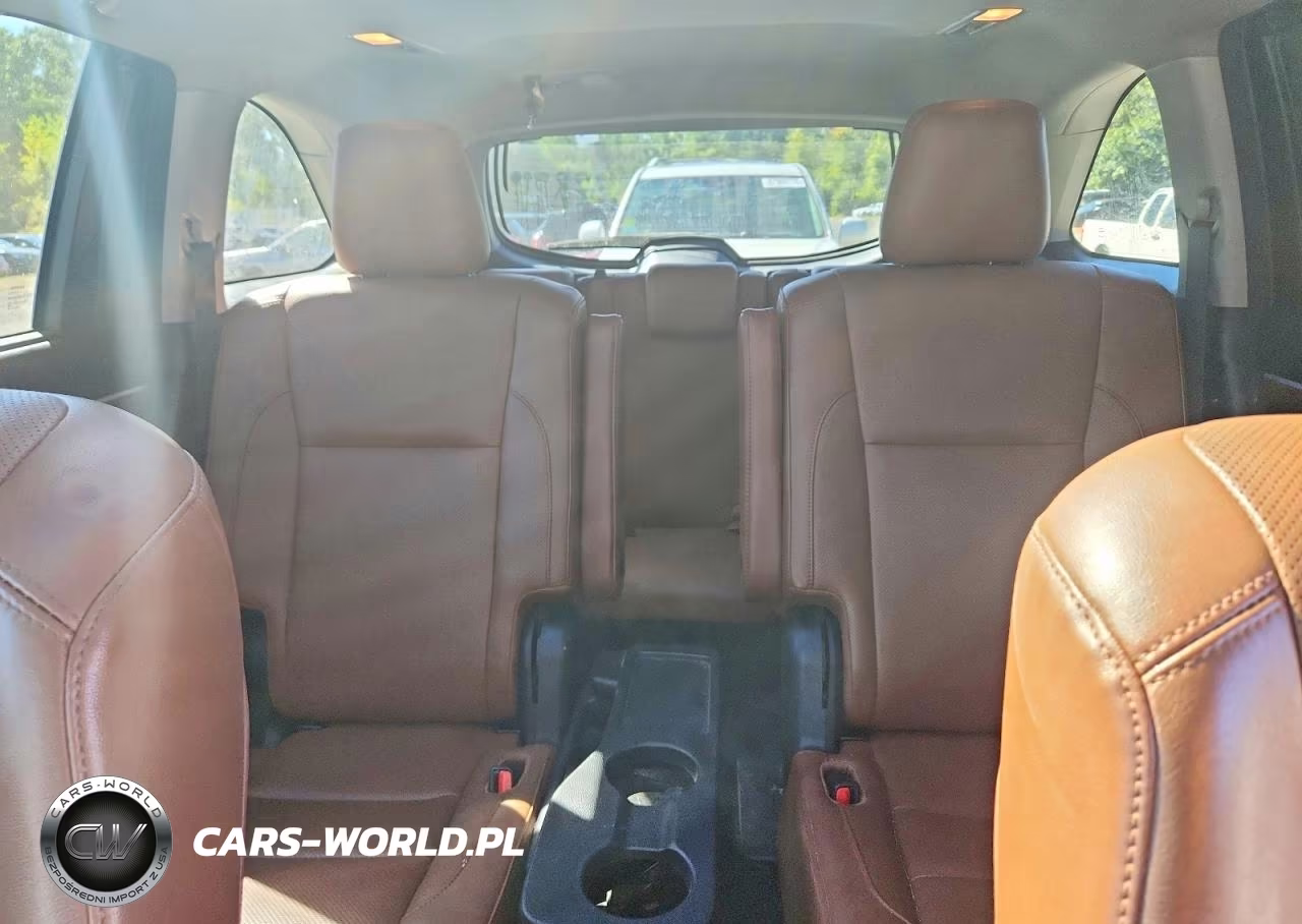 2018 Toyota Highlander Limited Platinum VIN:5TDDZRFH4JS843965 - 10