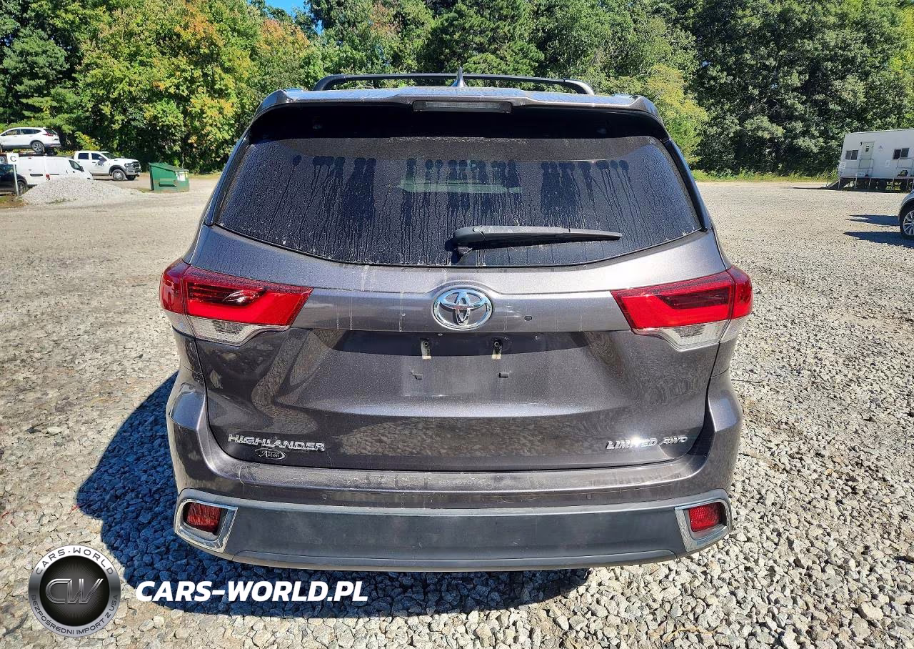 2018 Toyota Highlander Limited Platinum VIN:5TDDZRFH4JS843965 - 6