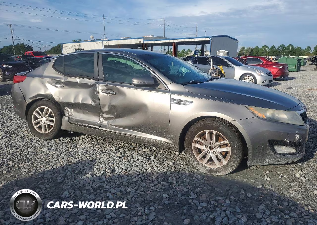 2013 Kia Optima Lx VIN:5XXGM4A74DG217349 - 4
