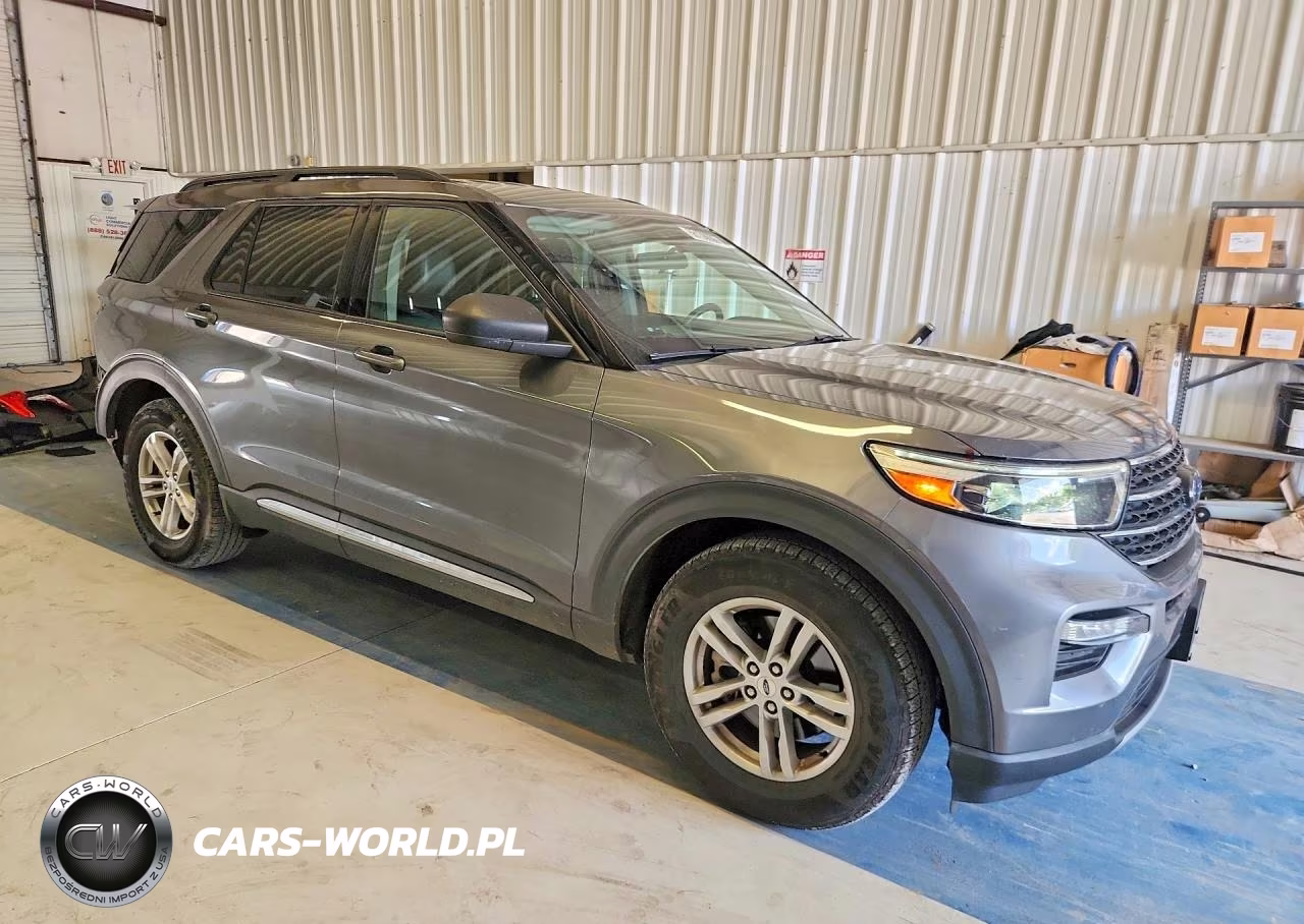 2022 Ford Explorer Xlt VIN:1FMSK7DH8NGB35667 - 4