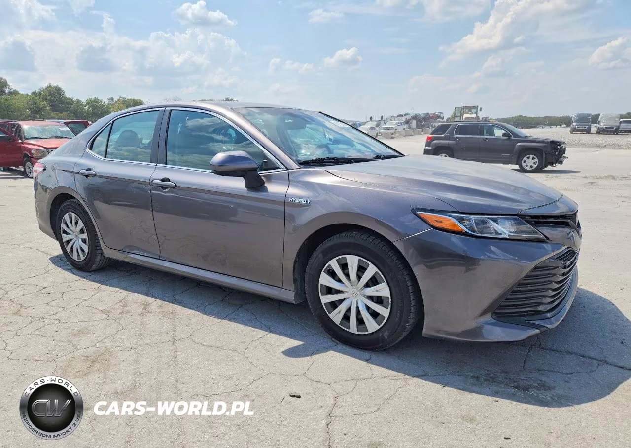2020 Toyota Camry Le VIN:4T1C31AK2LU519652 - 4