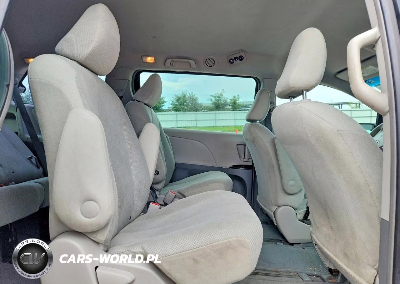2011 Toyota Sienna Base 7-Passenger VIN:5TDKA3DC7BS003389 - 11