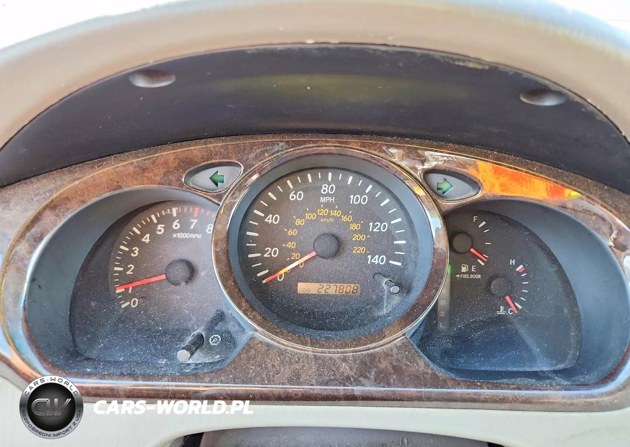 2004 Toyota Highlander Base VIN:JTEGD21A840105411 - 9