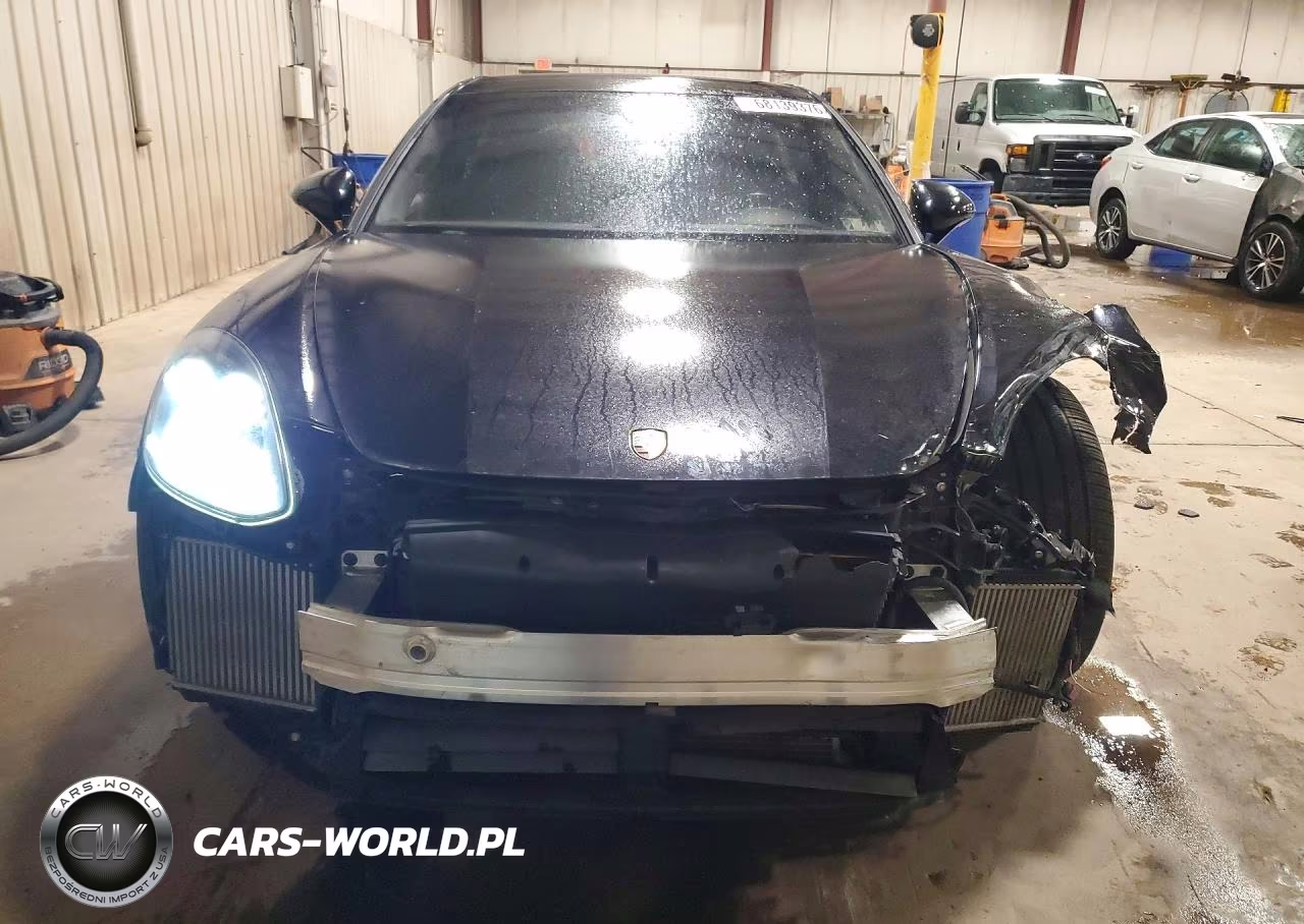 2018 Porsche Panamera Turbo VIN:WP0AF2A7XJL141460 - 5