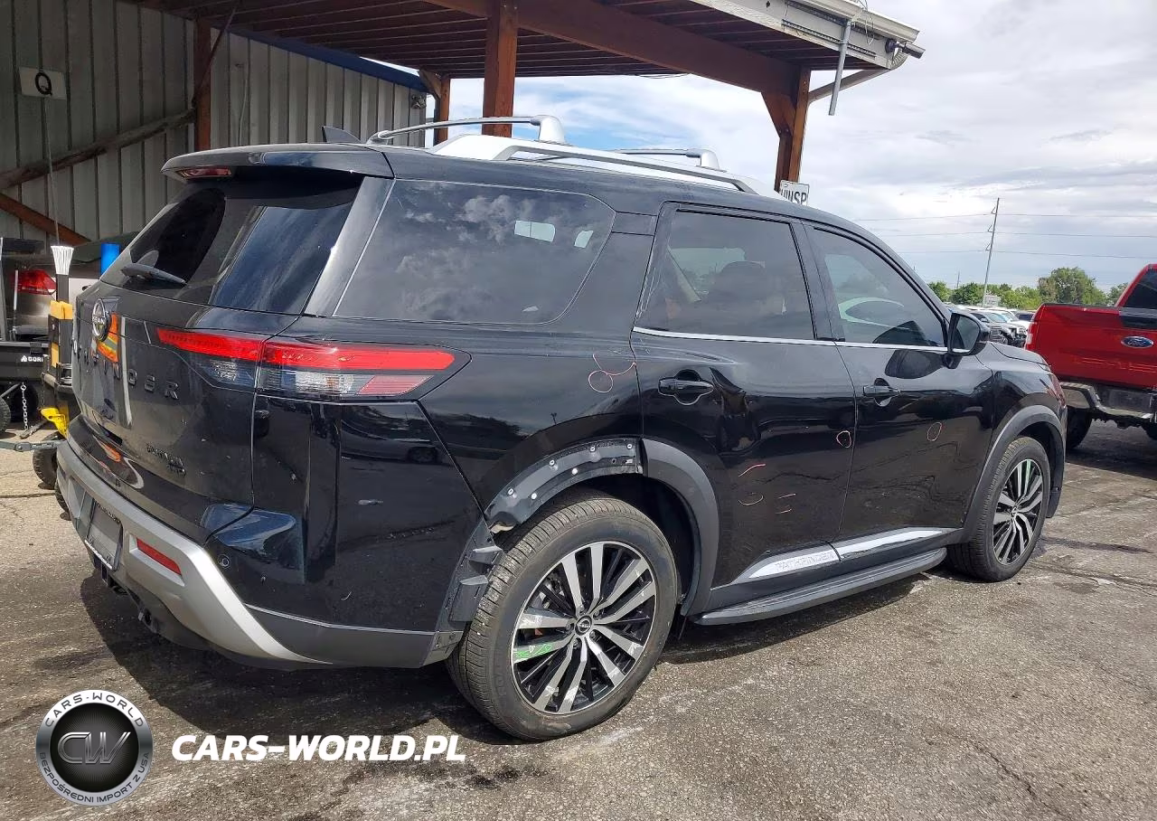 2023 Nissan Pathfinder Platinum VIN:5N1DR3DKXPC253030 - 3