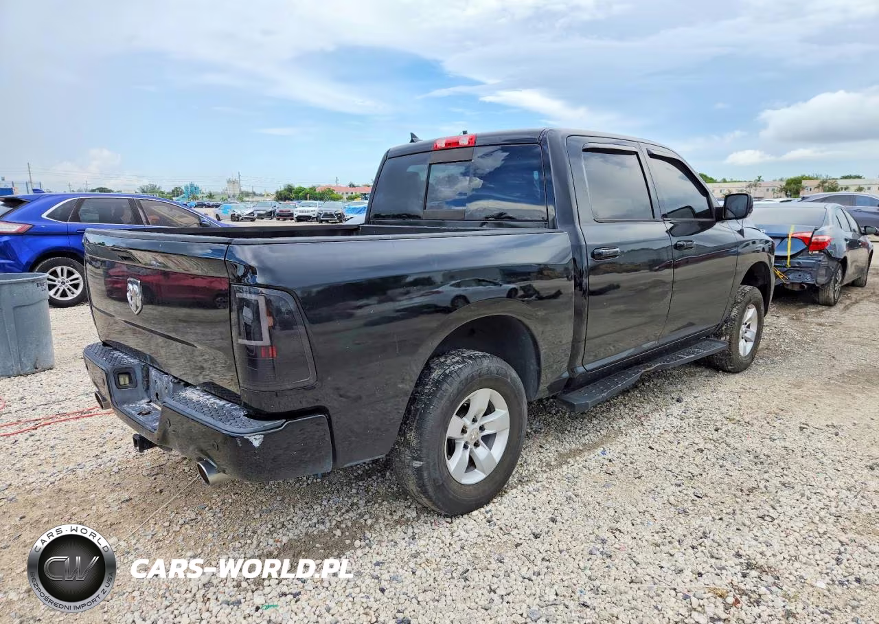 2014 Ram 1500 Sport VIN:1C6RR6MT6ES113359 - 3