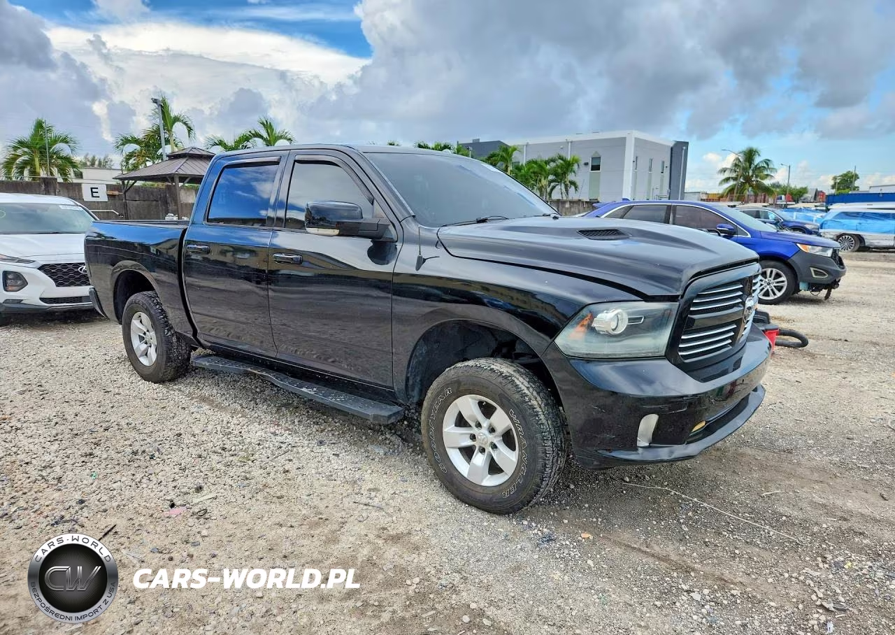 2014 Ram 1500 Sport VIN:1C6RR6MT6ES113359 - 4