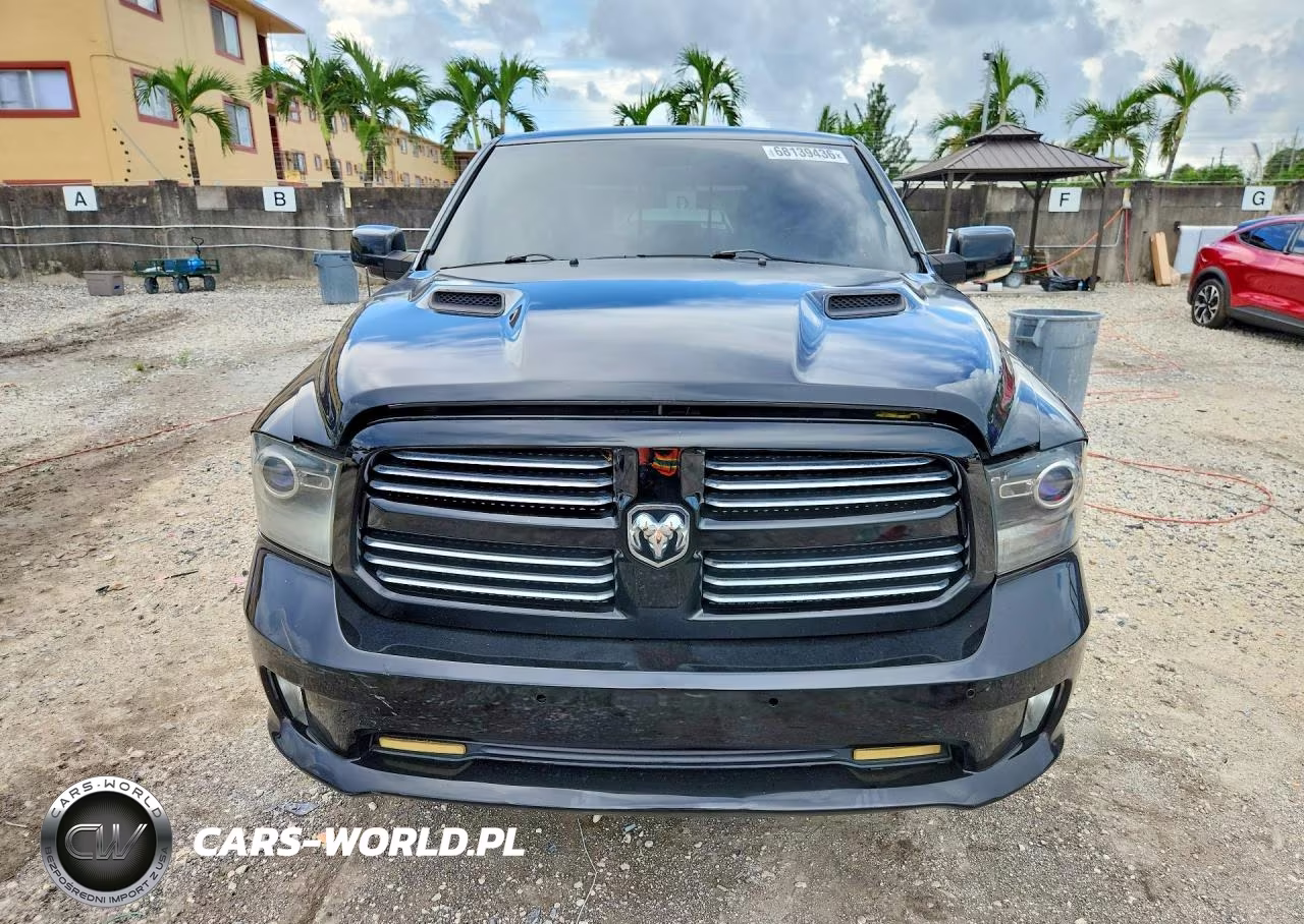 2014 Ram 1500 Sport VIN:1C6RR6MT6ES113359 - 5