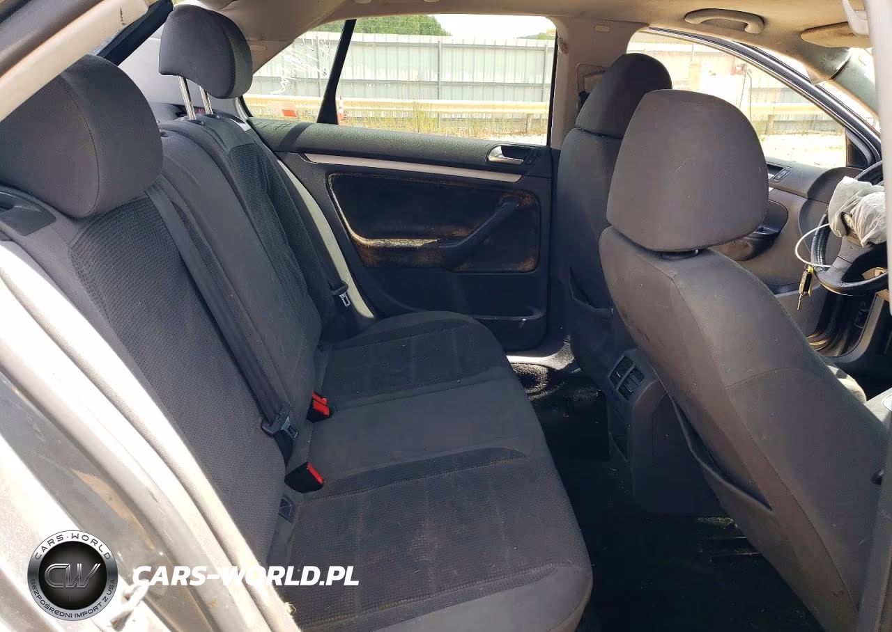 2008 Volkswagen Jetta S VIN:3VWJM71KX8M138197 - 10