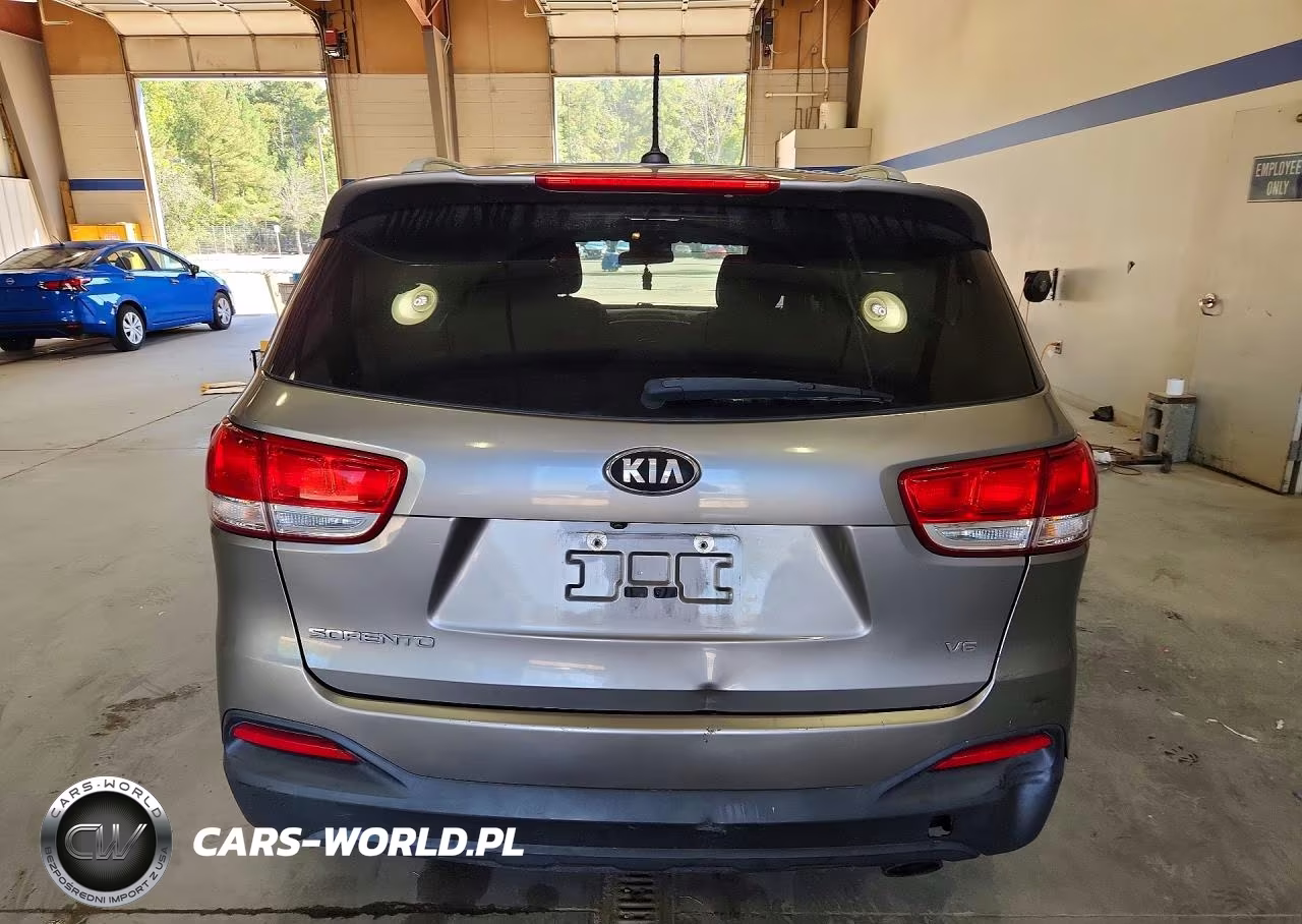 2016 Kia Sorento Lx V6 VIN:5XYPGDA59GG180062 - 6