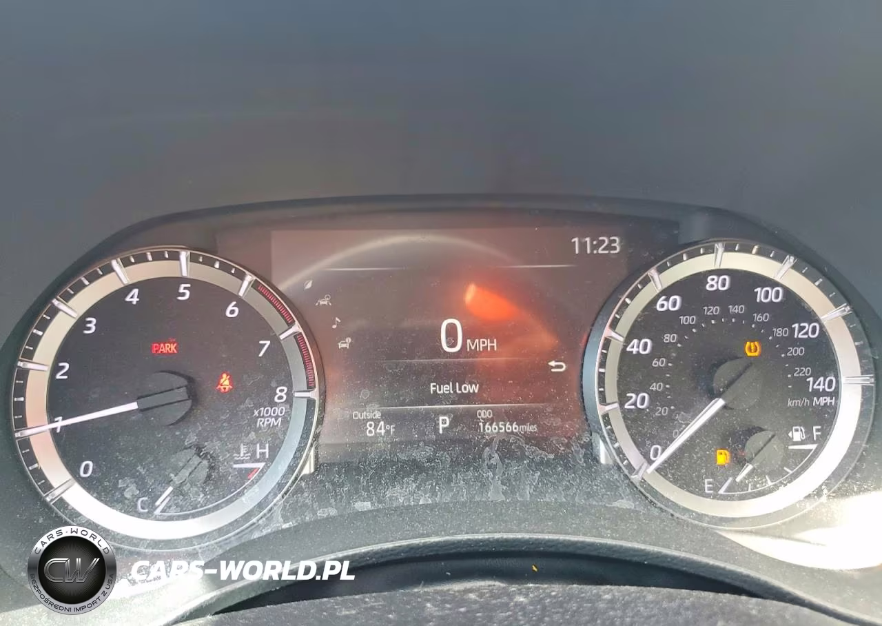 2024 Toyota Highlander Xle VIN:5TDKDRAH2RS548064 - 9