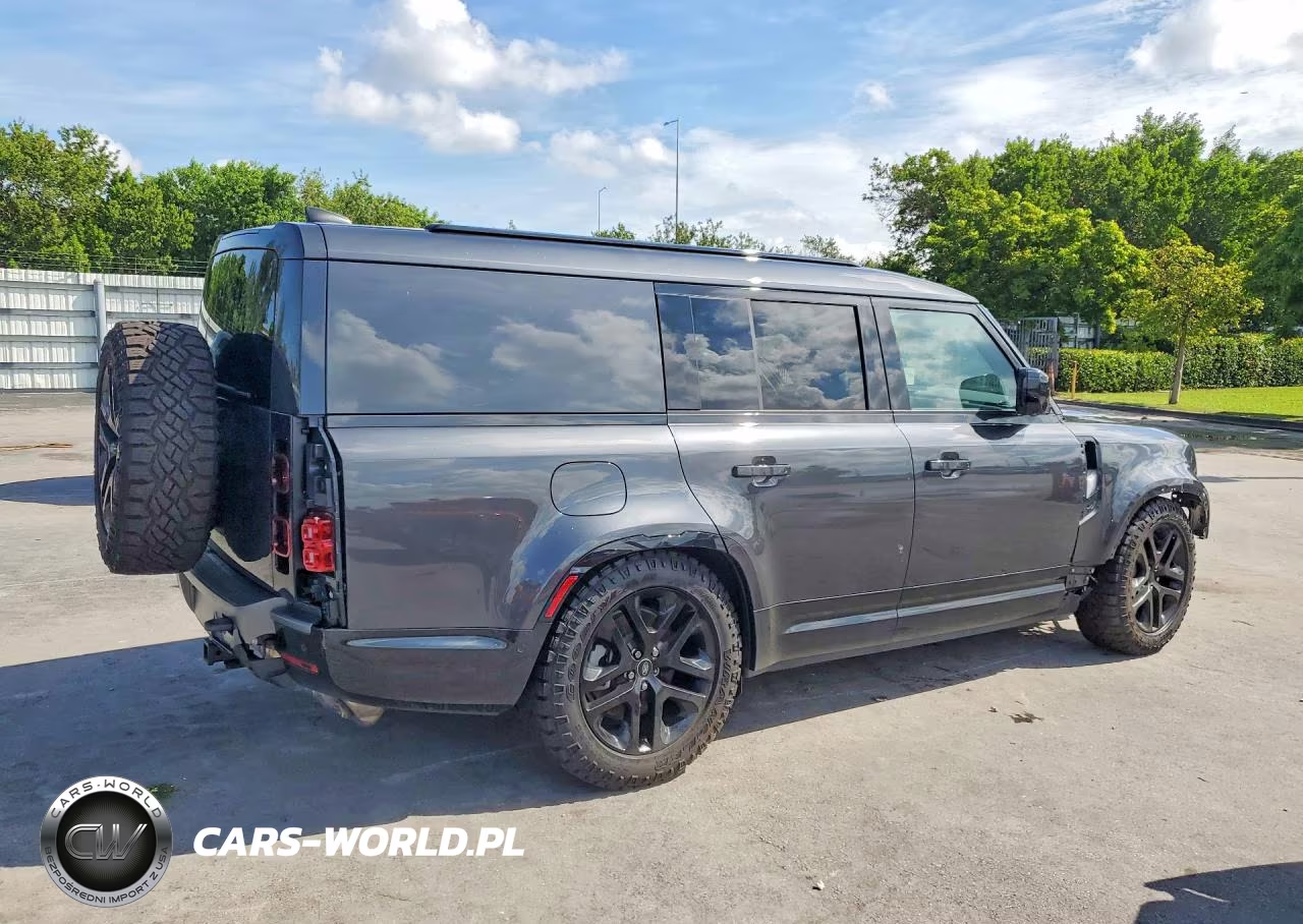 2024 Land Rover Defender 130 Outbound VIN:SALEWFEU2R2353773 - 3