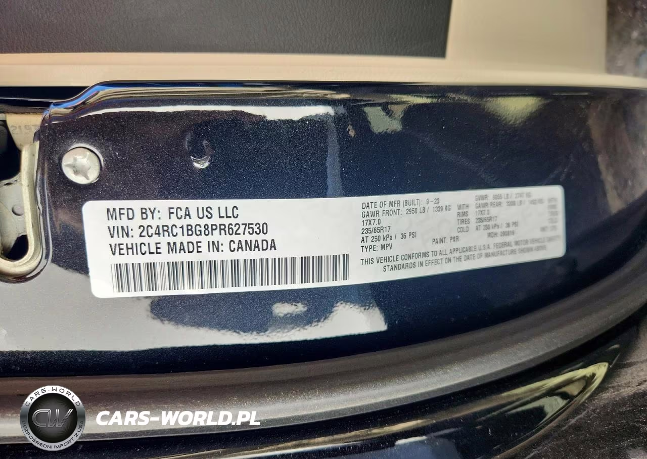 2023 Chrysler Pacifica Touring L VIN:2C4RC1BG8PR627530 - 13