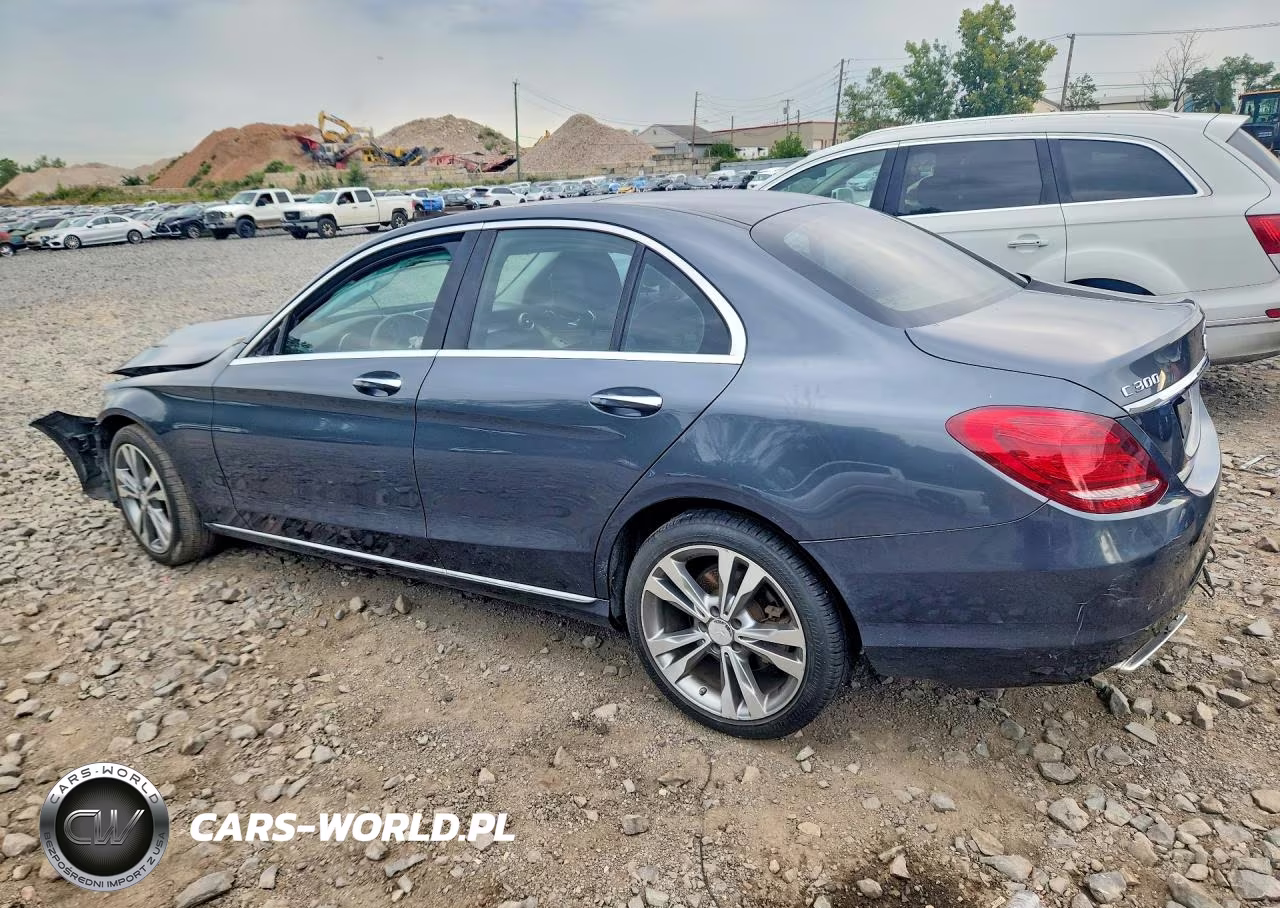 2015 Mercedes-Benz C 300 4Matic VIN:55SWF4KB6FU067967 - 2