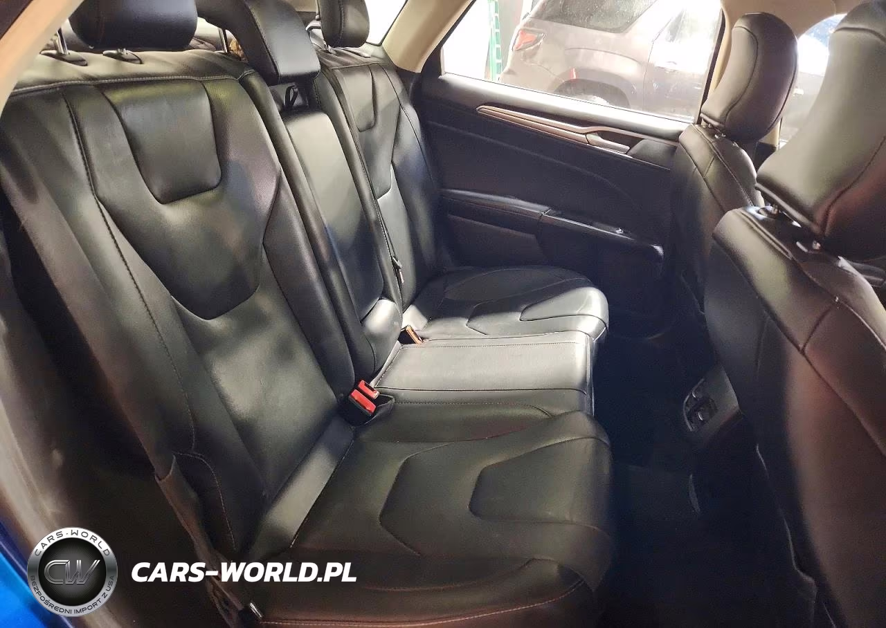 2019 Ford Fusion Titanium VIN:3FA6P0RUXKR217303 - 10
