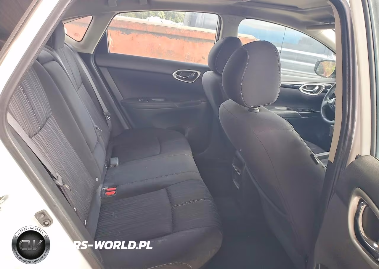 2018 Nissan Sentra S VIN:3N1AB7AP2JY216414 - 10