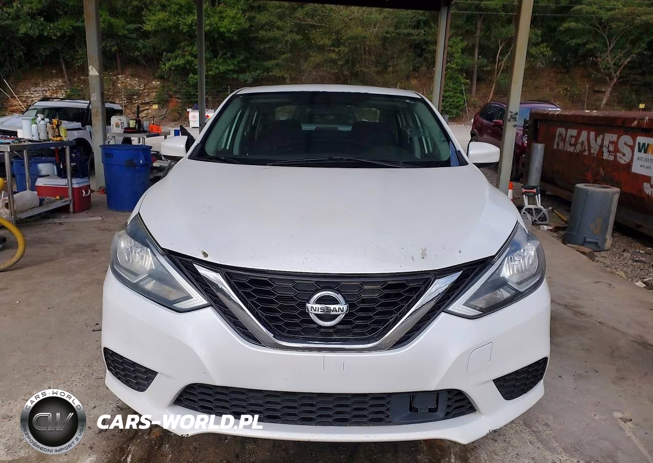 2018 Nissan Sentra S VIN:3N1AB7AP2JY216414 - 5