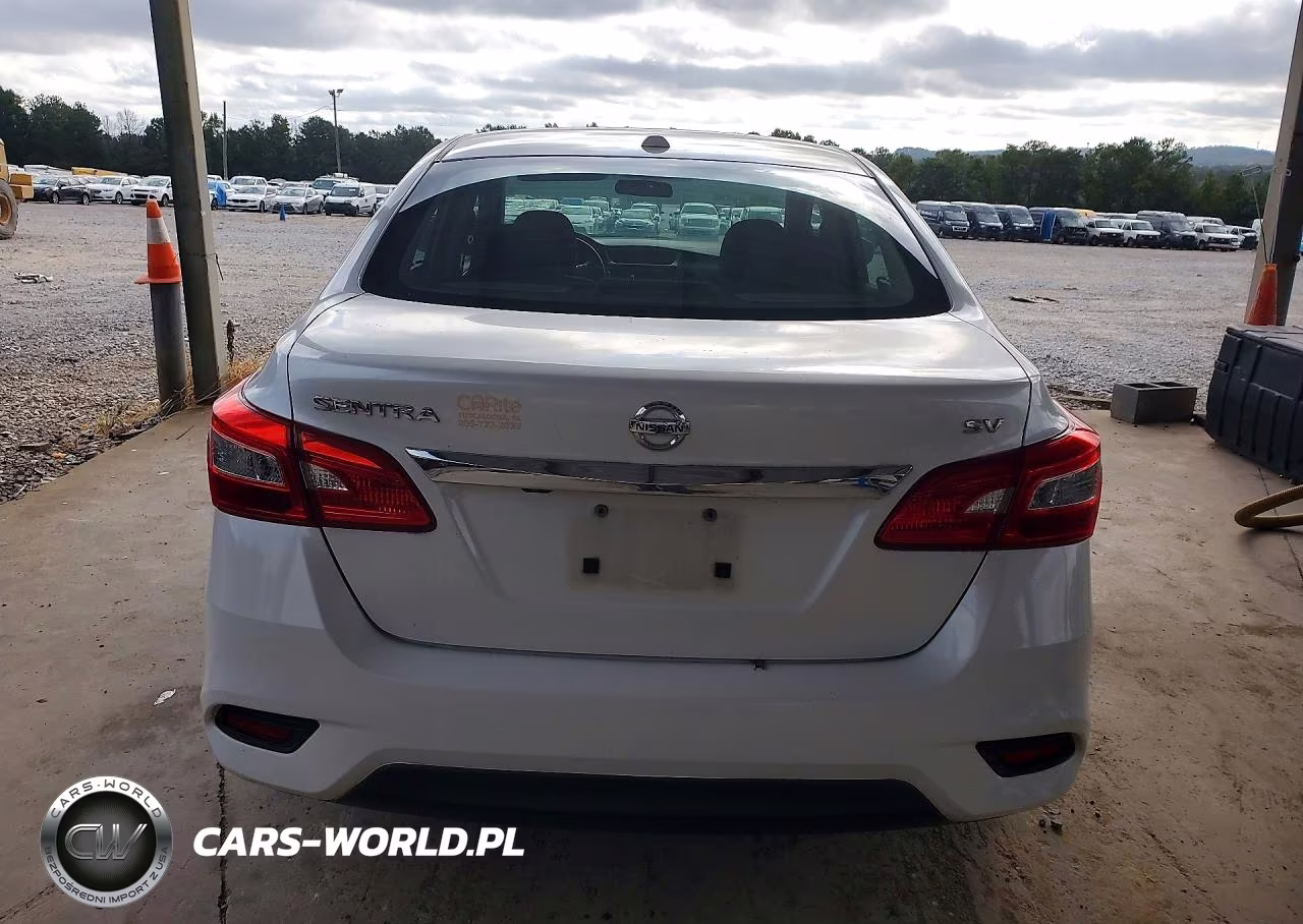 2018 Nissan Sentra S VIN:3N1AB7AP2JY216414 - 6