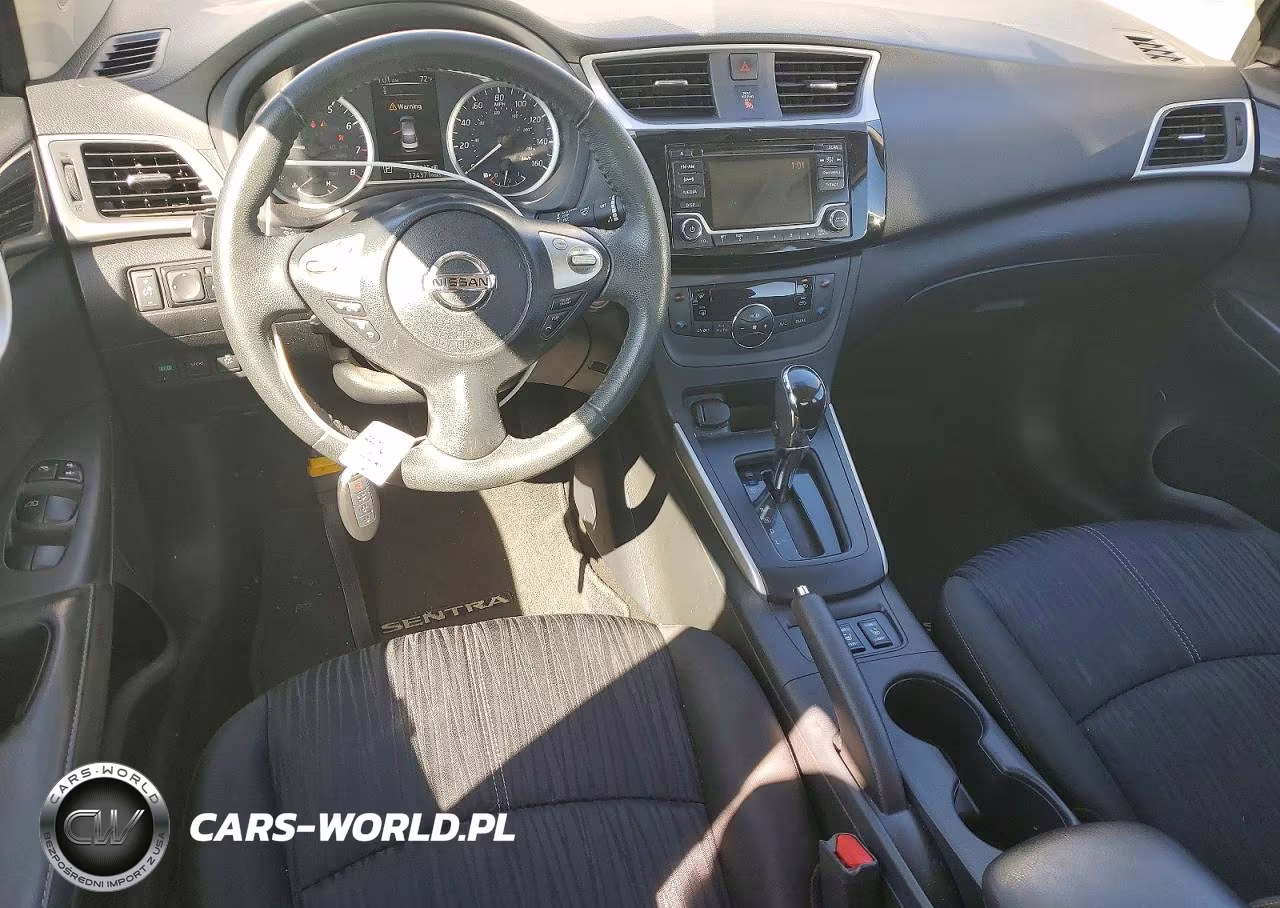 2018 Nissan Sentra S VIN:3N1AB7AP2JY216414 - 8