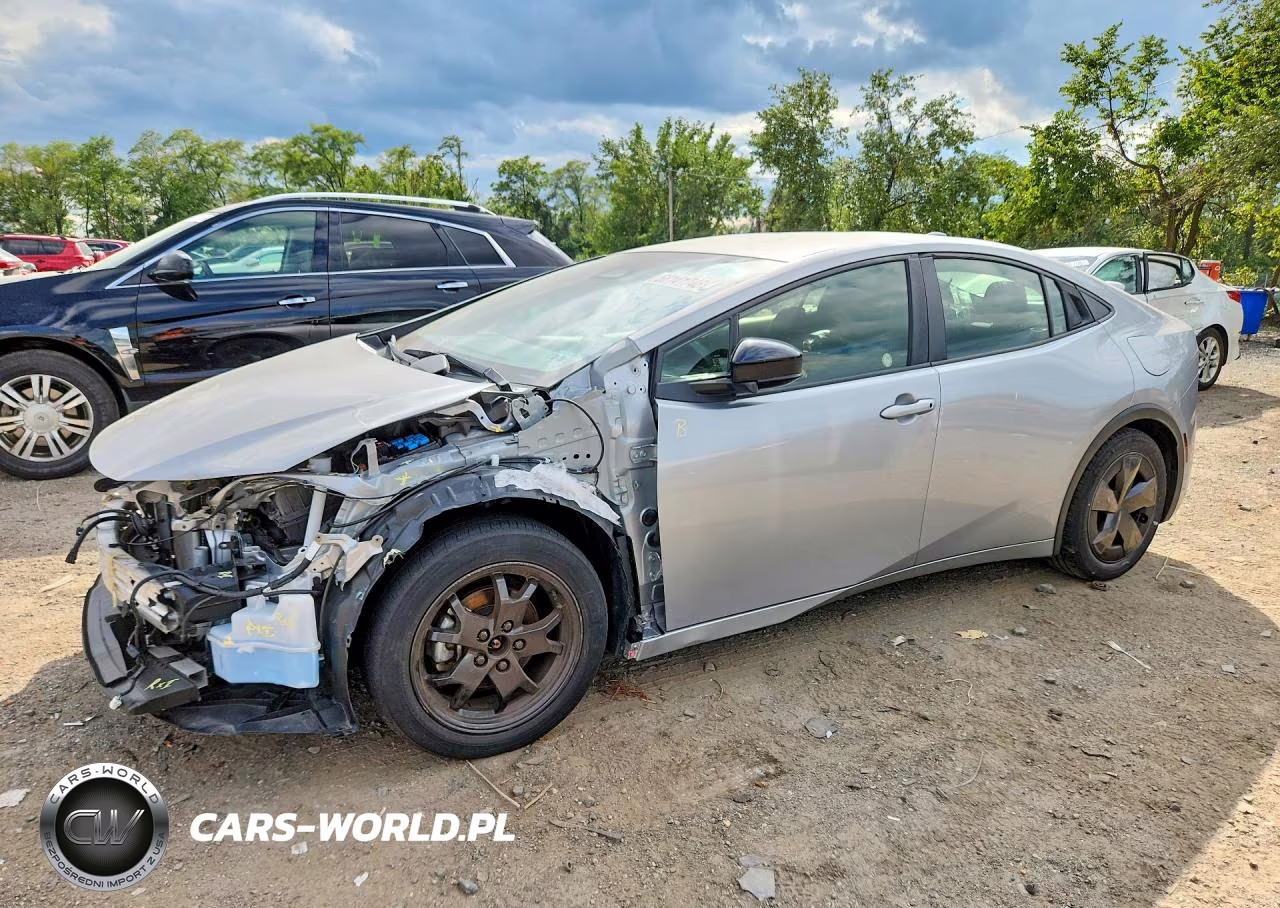 2024 Toyota Prius Le – zdjęcie 1 z 13