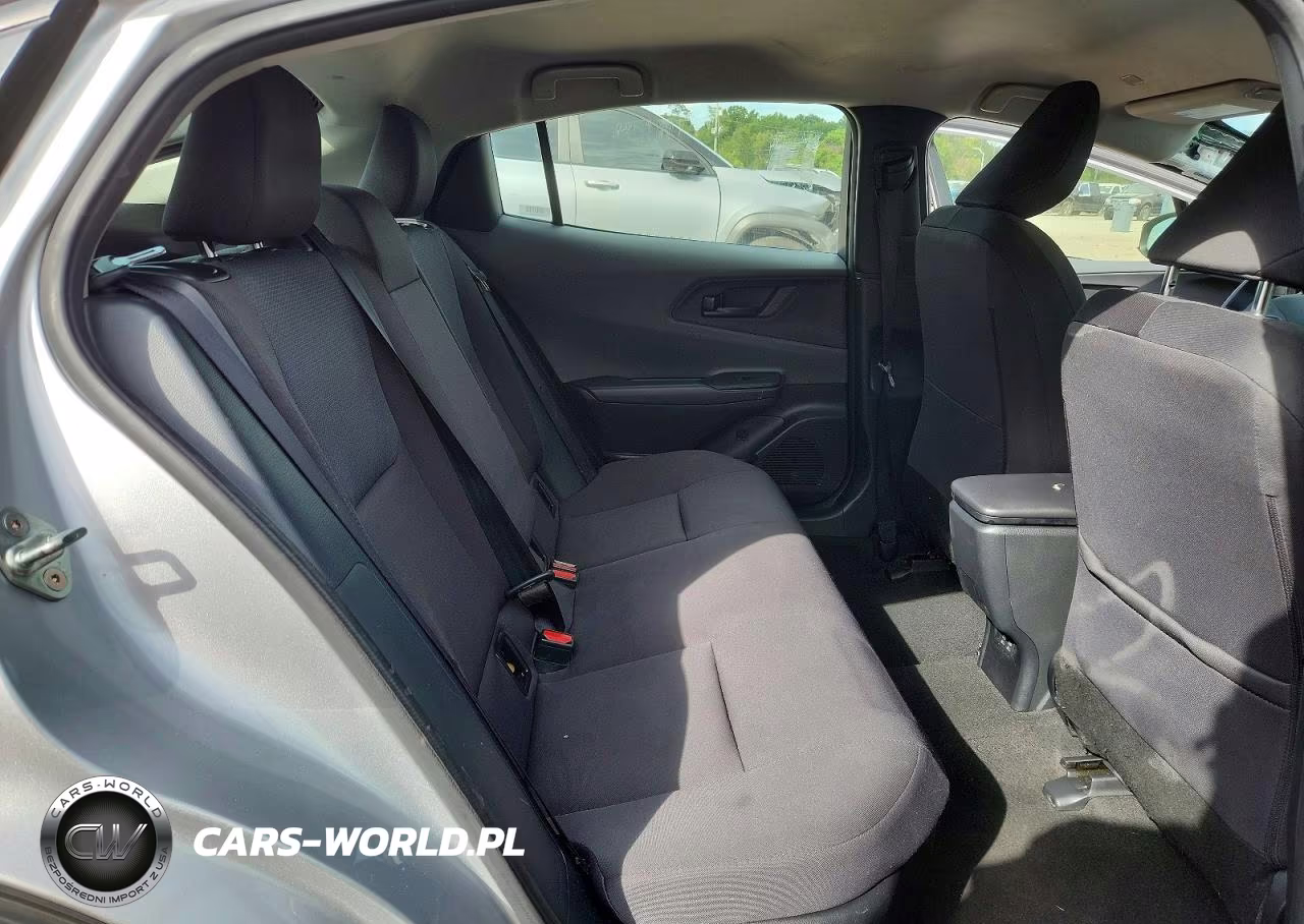 2024 Toyota Prius Le VIN:JTDACAAU4R3028141 - 10
