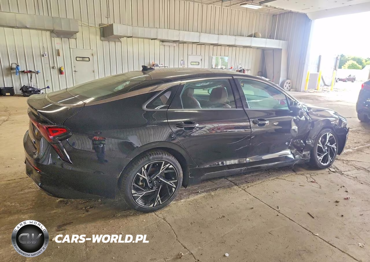 2025 Kia K5 Gt Line VIN:KNAG64J70S5359884 - 3