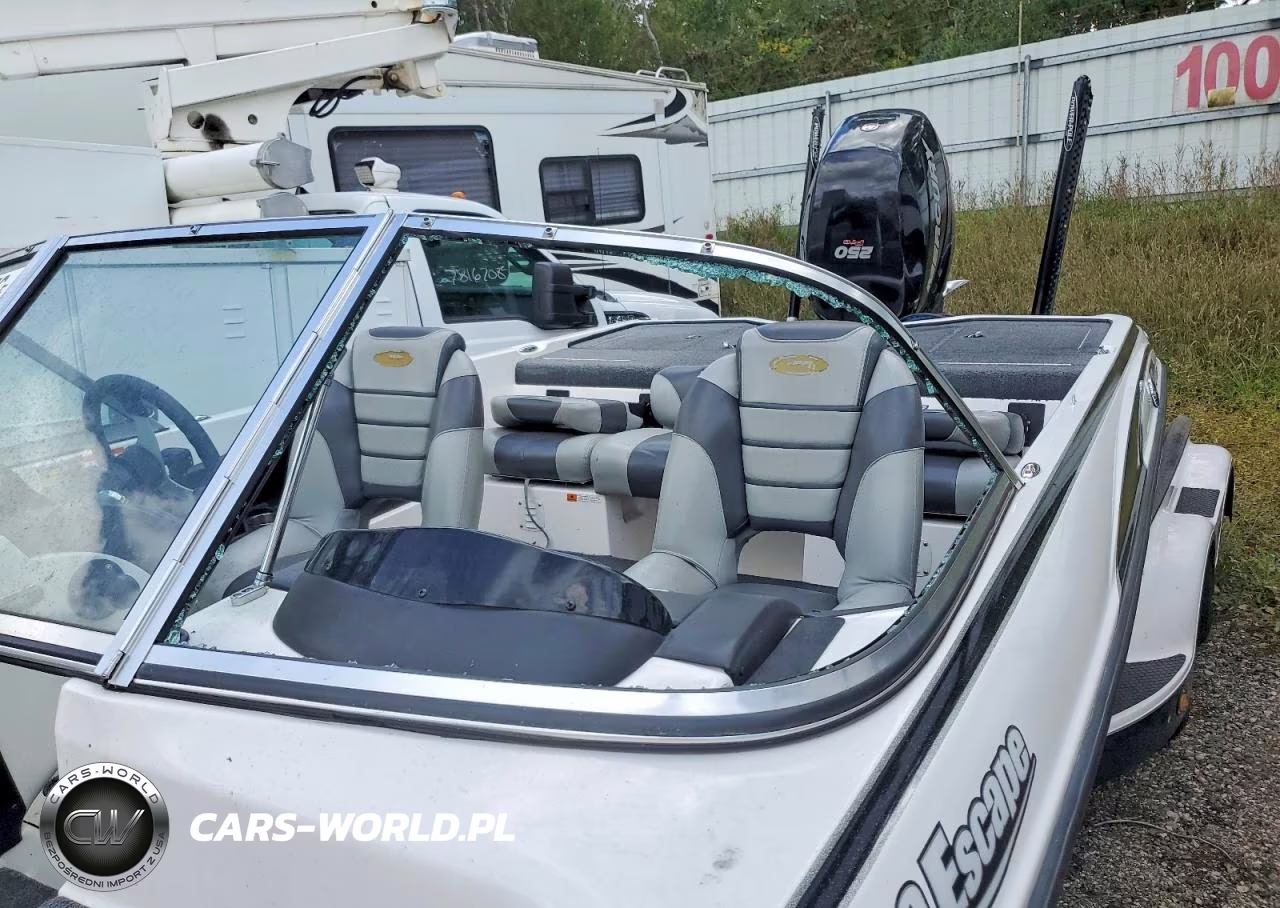2012 Triton Boat VIN:TRT15101H112 - 9