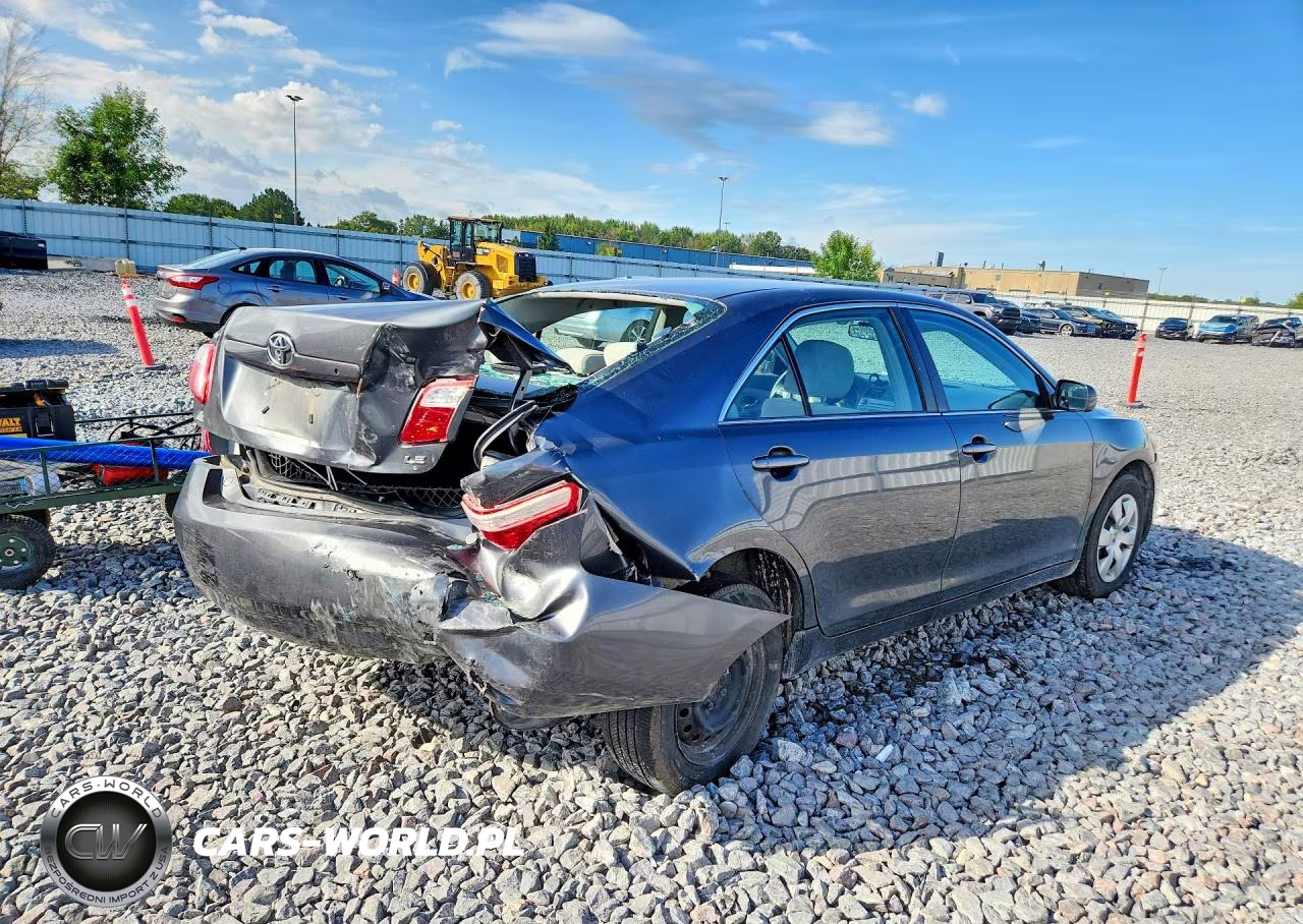 2007 Toyota Camry Le VIN:4T1BE46K57U141624 - 3