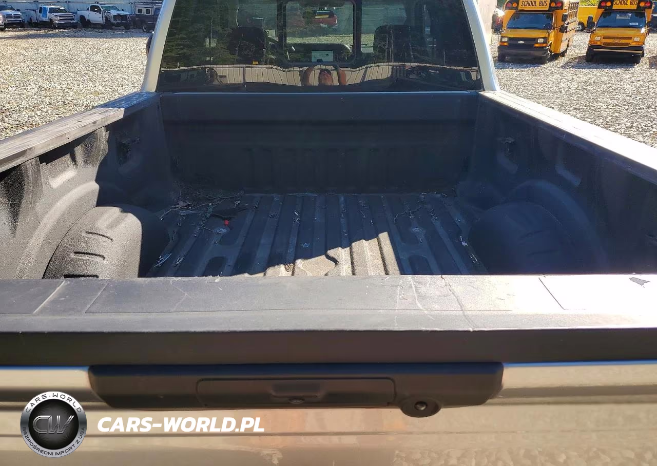 2023 Ford F250 Super Duty VIN:1FT8X2BA9PEC95581 - 10