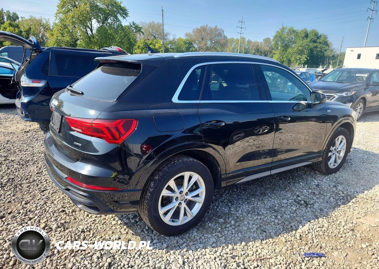 2021 Audi Q3 Premium S Line 45 VIN:WA1DECF36M1010404 - 3