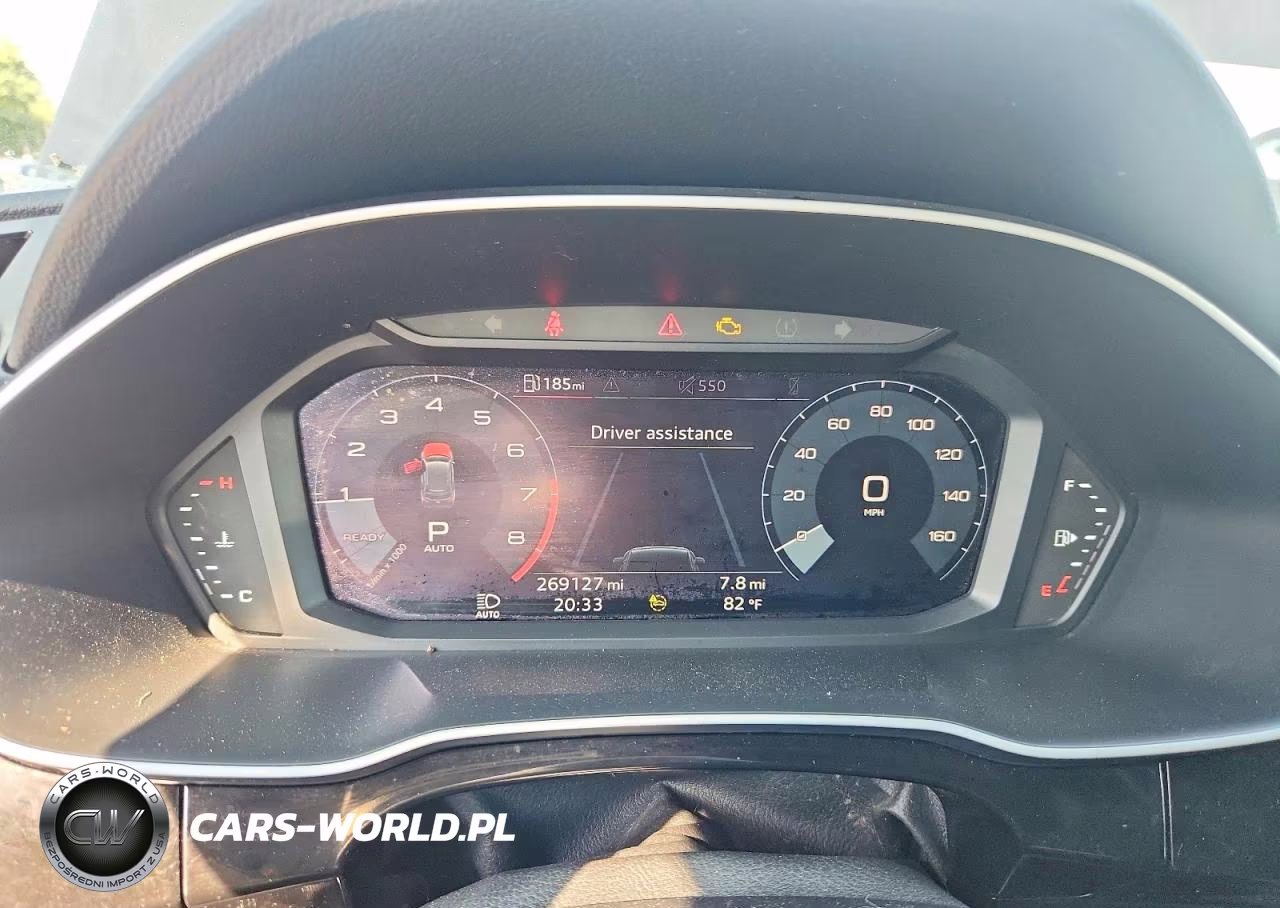 2021 Audi Q3 Premium S Line 45 VIN:WA1DECF36M1010404 - 9