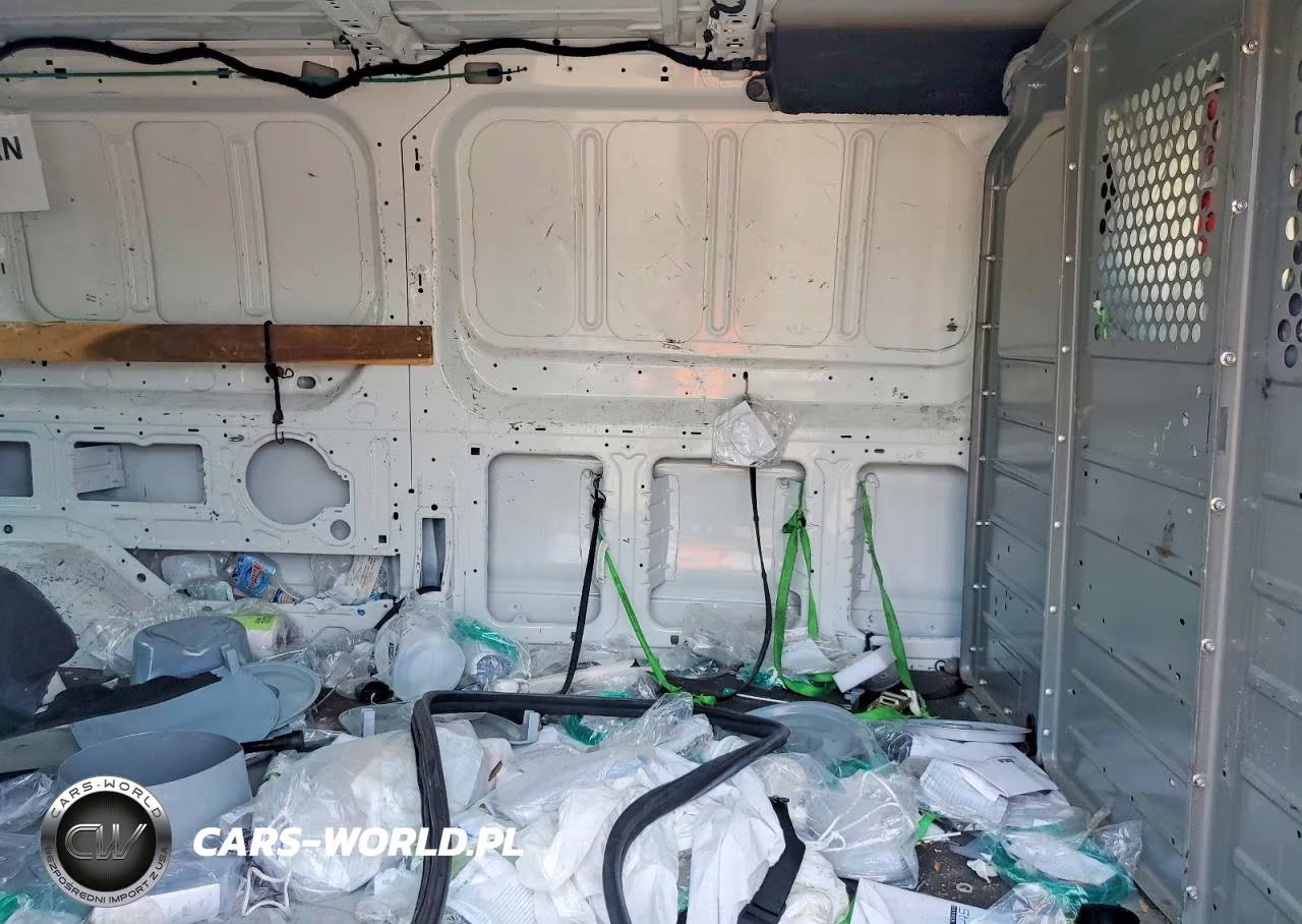2019 Ford Transit 150 Delivery Van VIN:1FTYE9ZM1KKB10402 - 11