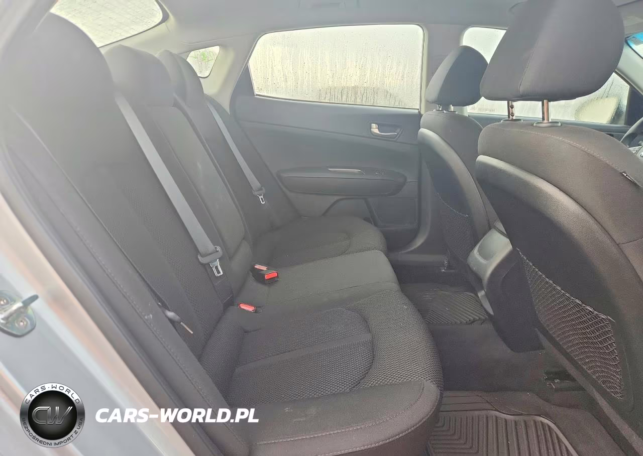 2019 Kia Optima Lx VIN:5XXGT4L36KG344100 - 10