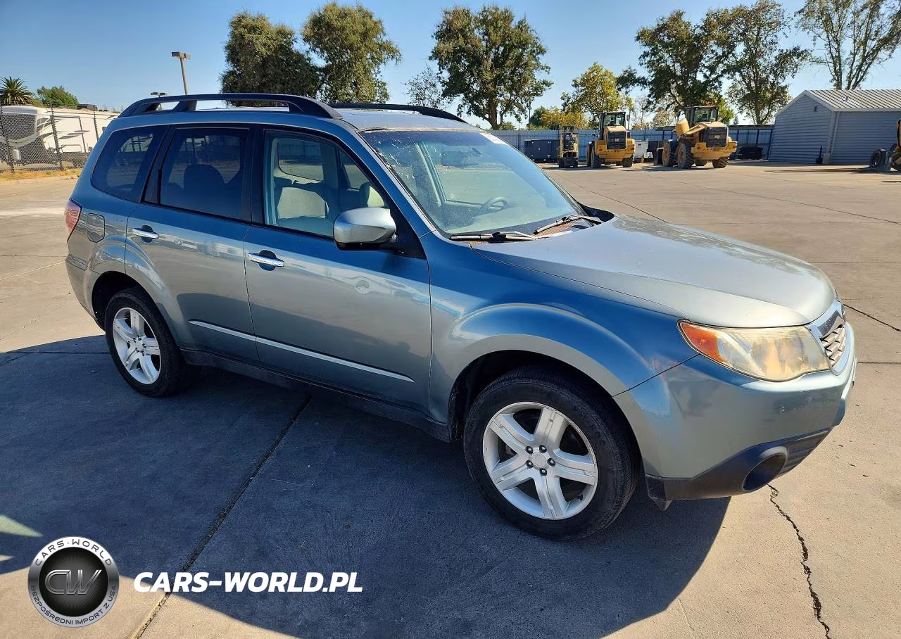 2010 Subaru Forester 2.5X Limited VIN:JF2SH6DC1AH752304 - 4