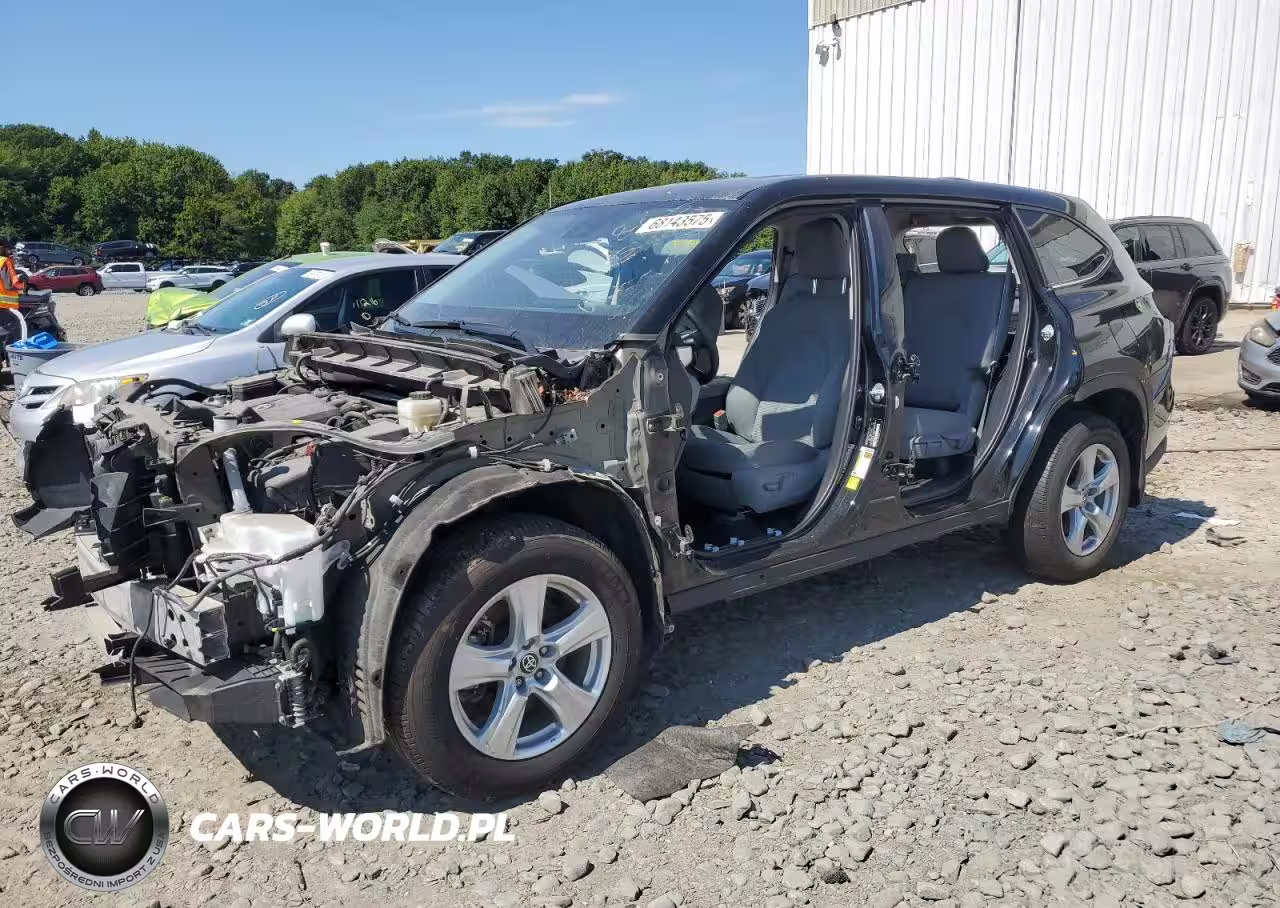 2021 Toyota Highlander L