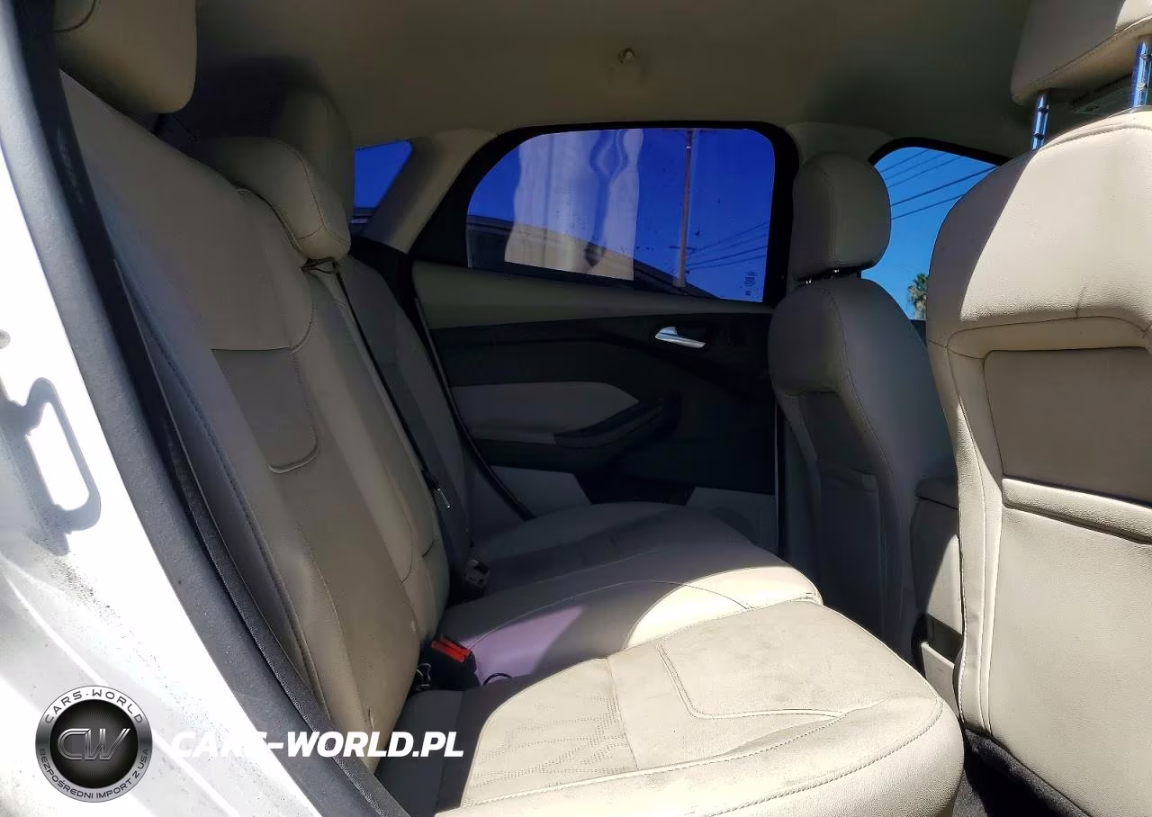 2017 Ford Focus Bev VIN:1FADP3R4XHL325341 - 10