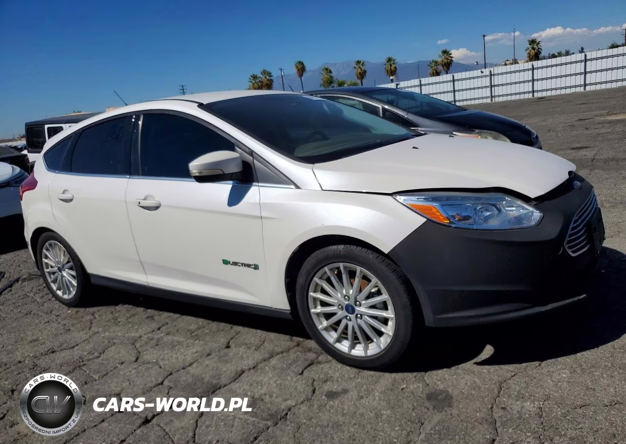 2017 Ford Focus Bev VIN:1FADP3R4XHL325341 - 4