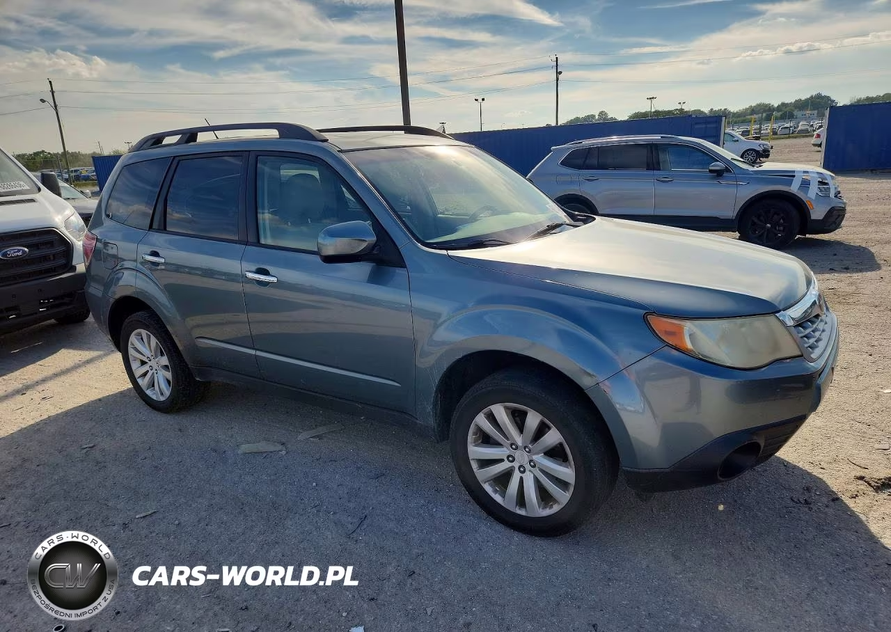 2012 Subaru Forester 2.5X Premium VIN:JF2SHBDC8CH415818 - 4