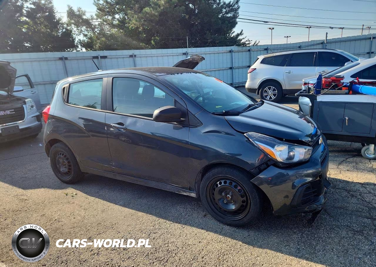 2018 Chevrolet Spark Ls VIN:KL8CB6SA0JC439031 - 4
