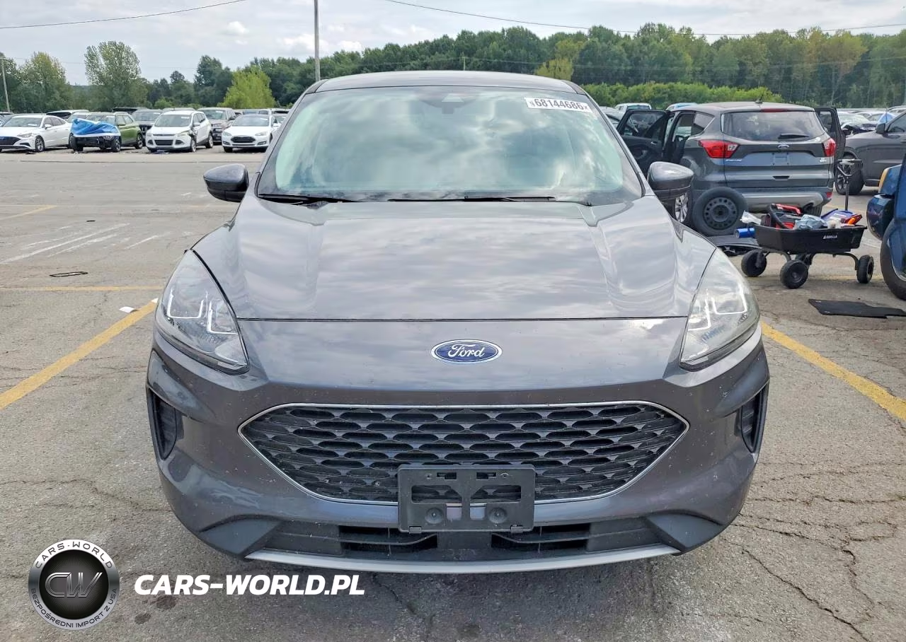 2021 Ford Escape Se VIN:1FMCU9G68MUA96745 - 5