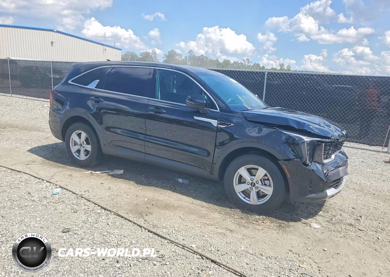 2026 Kia Sorento Lx VIN:5XYRG4JC8TG449511 - 4