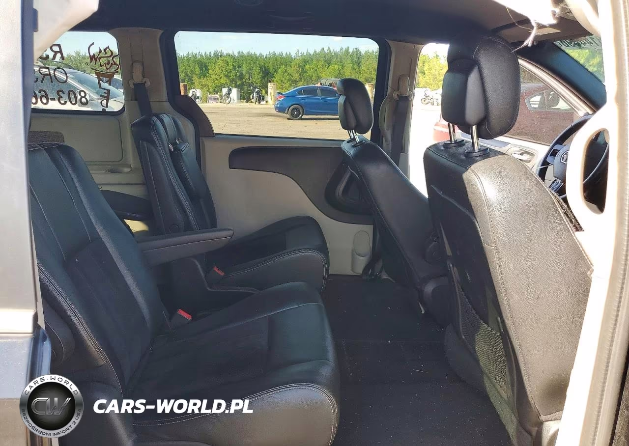 2018 Dodge Grand Caravan Sxt VIN:2C4RDGCG7JR301532 - 11