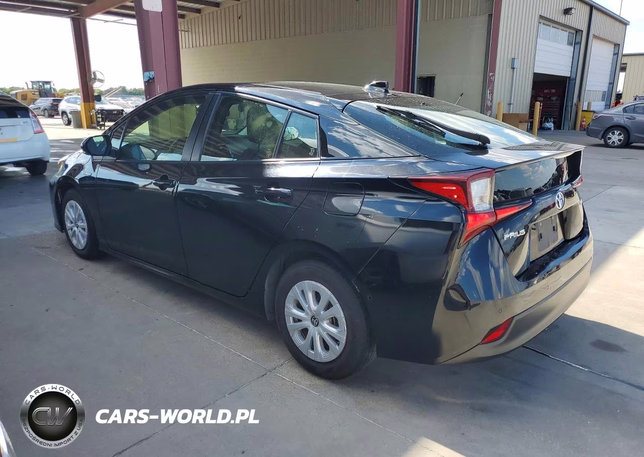 2022 Toyota Prius Le VIN:JTDKAMFU1N3182207 - 2